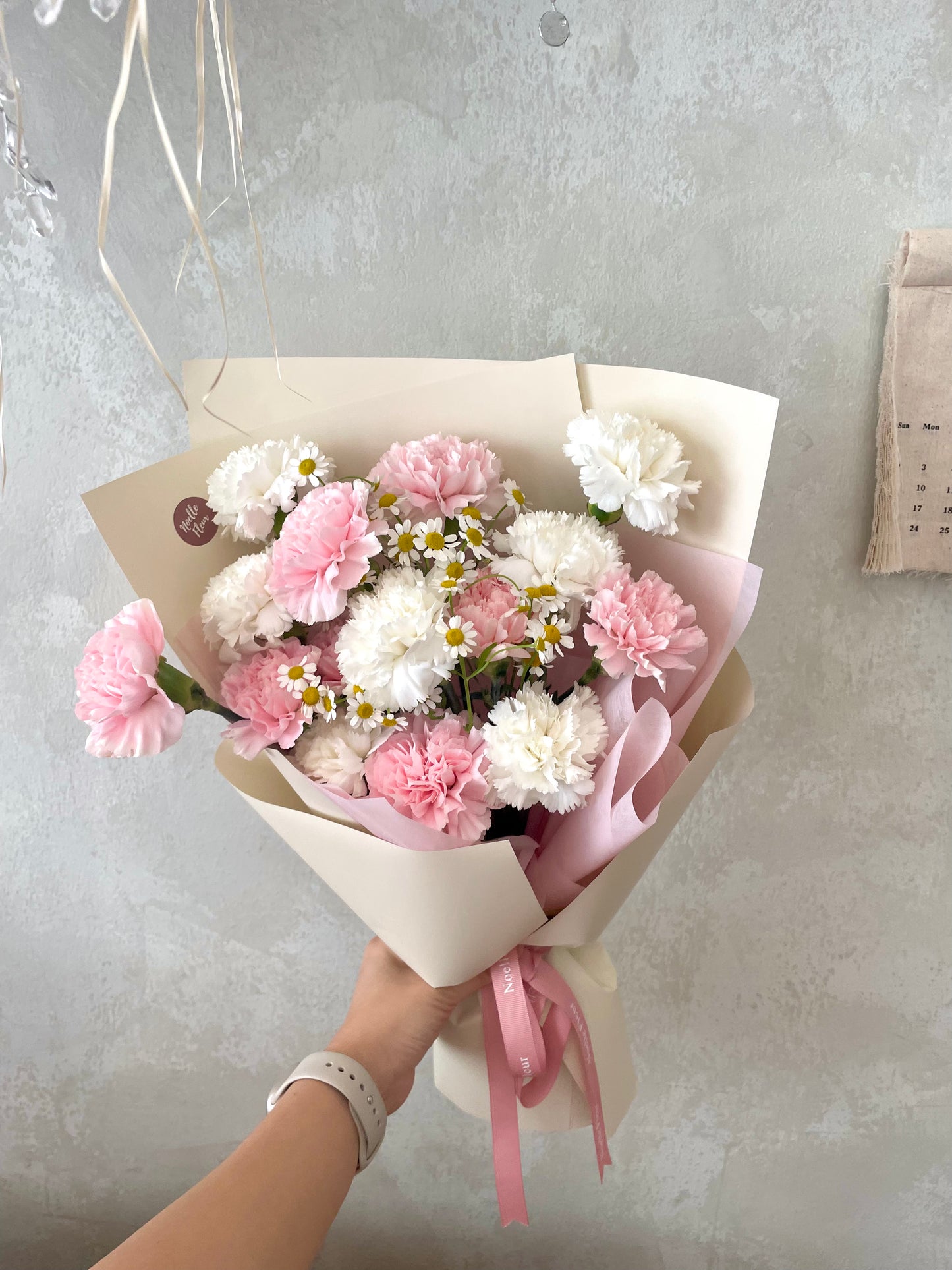 "Chérir" Carnation Bouquet | Noelle Fleur