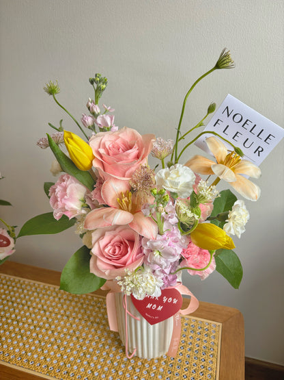 "Blooming Love" Fresh Flower Vase (Mother's Day’25)
