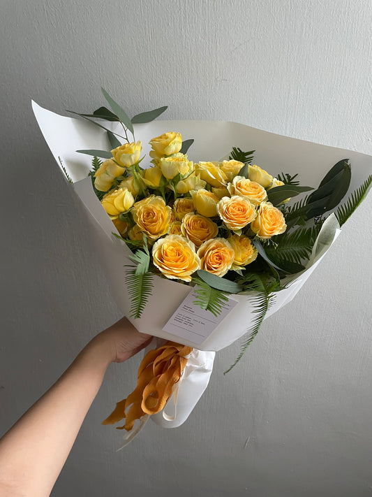 "Yellow Daze" Rose Bouquet