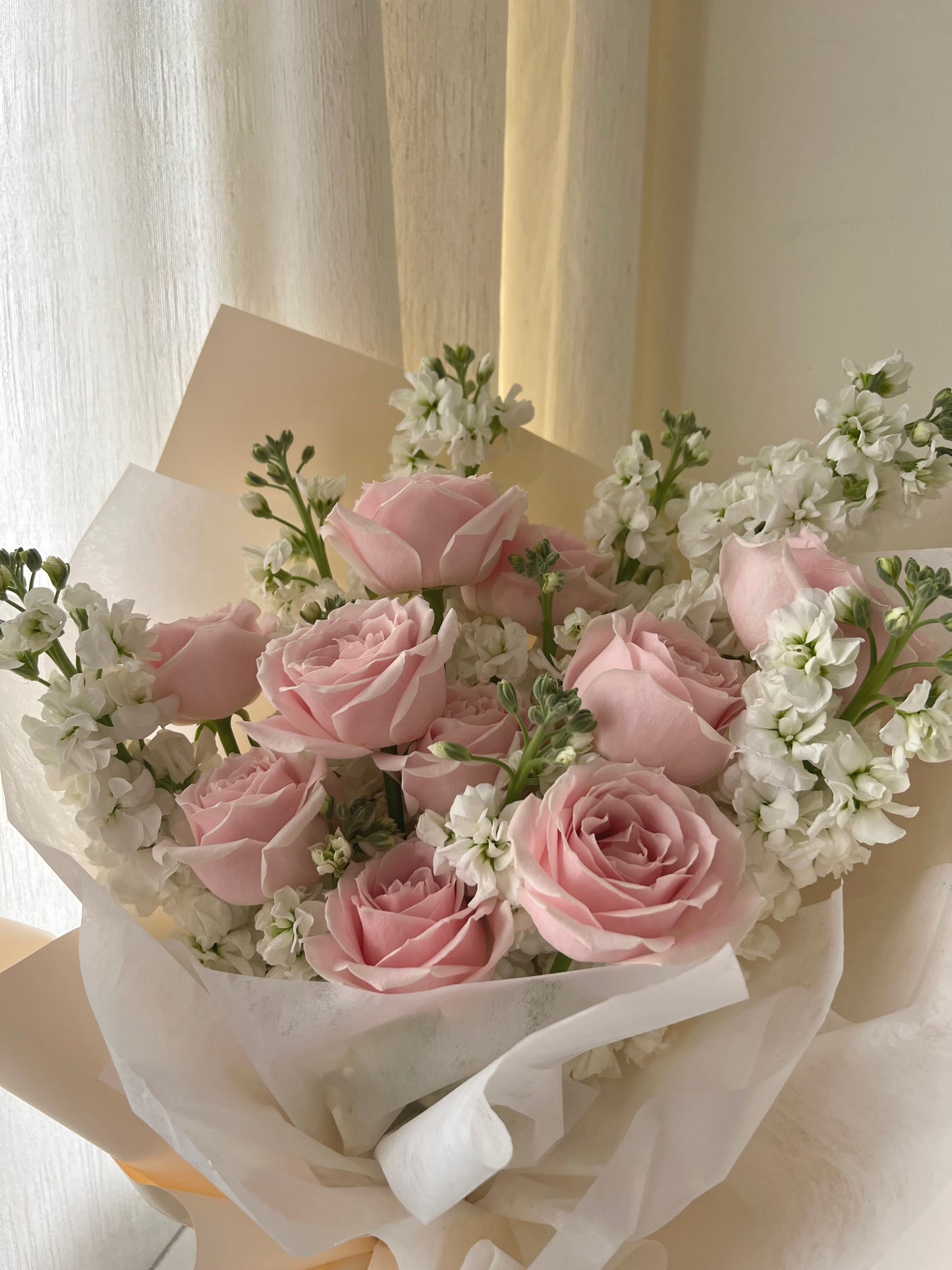 "Rosy Snowfall" Fresh Rose & Matthiola Bouquet