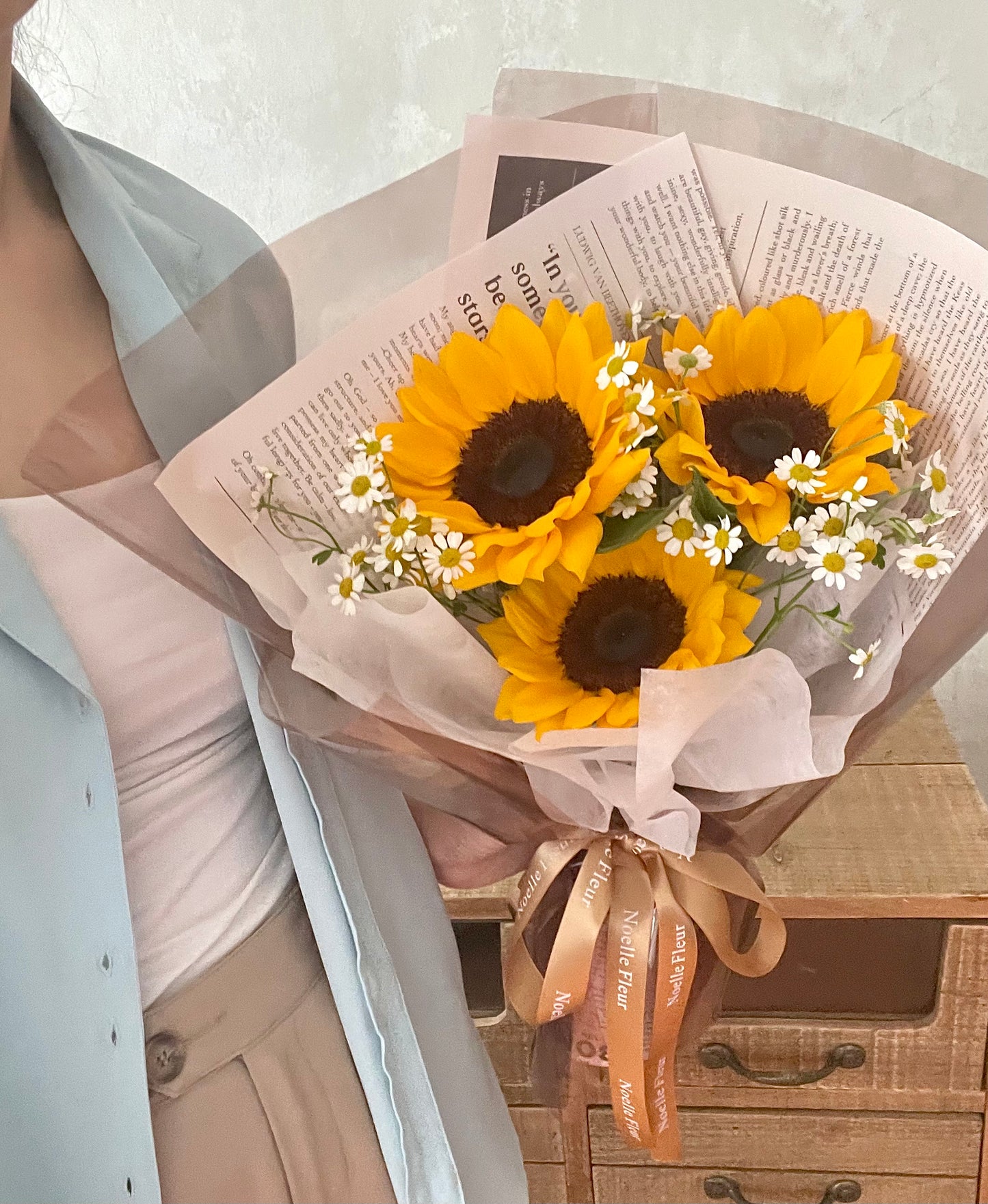 "Daisy Sunburst" Sunflower Bouquet