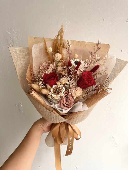 "Everlasting Red" Preserved Flower Bouquet