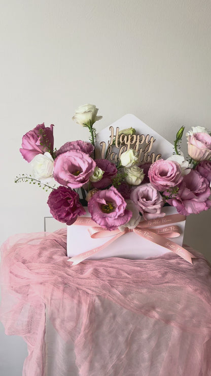 "First Blush" Fresh Flower Letter Bloom Box