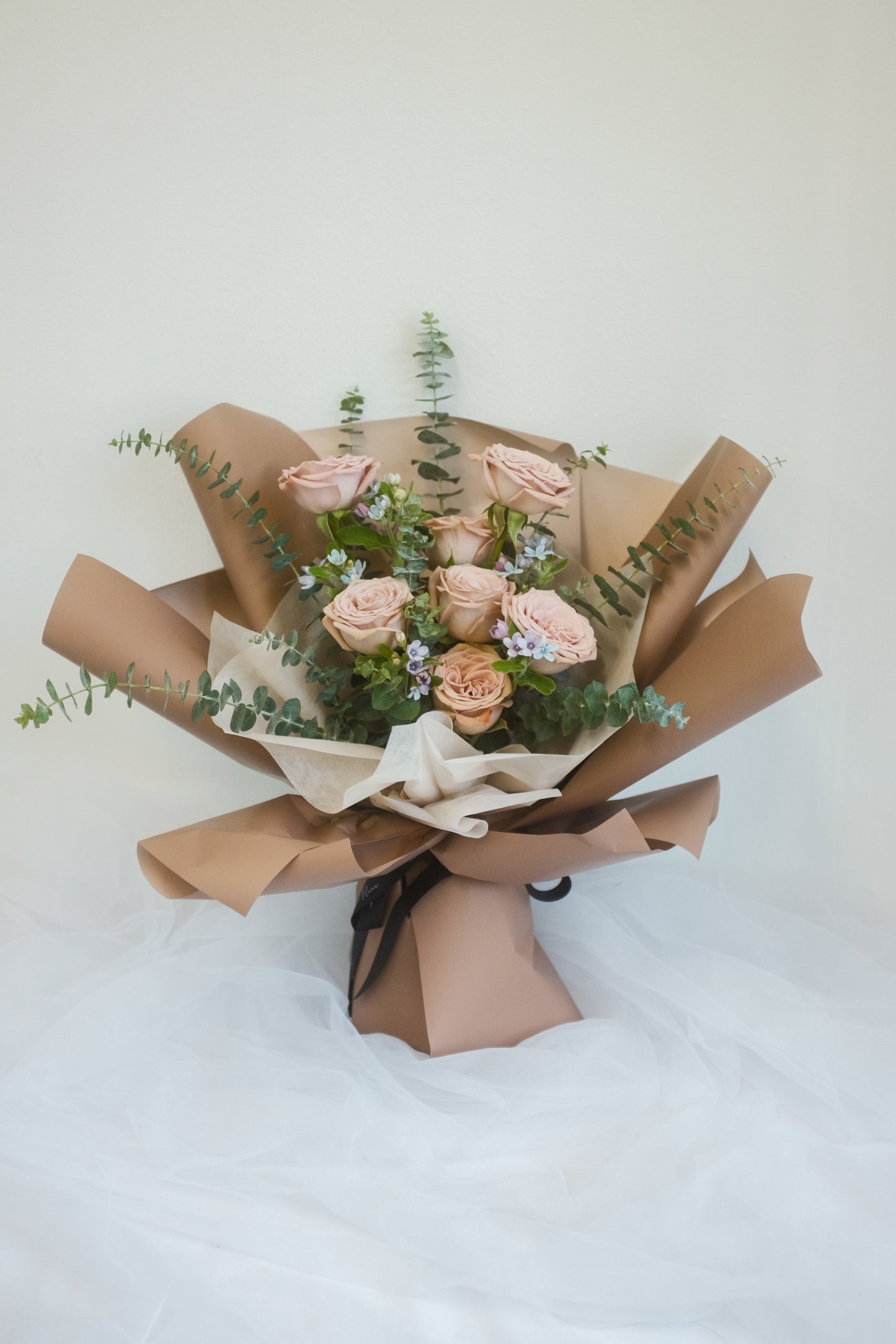 "Twinkle Twinkle Cappuccino" Rose Bouquet