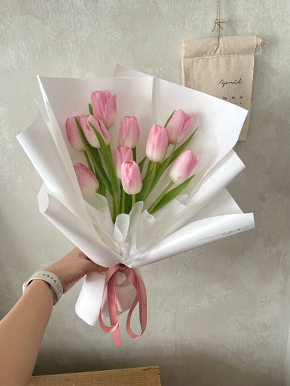 "Angelic" Fresh Tulips Bouquet