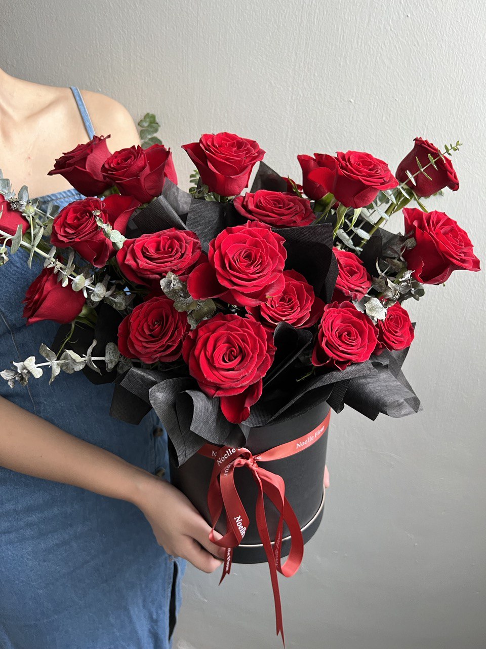 "Red Velvet" Rose Bloom Box